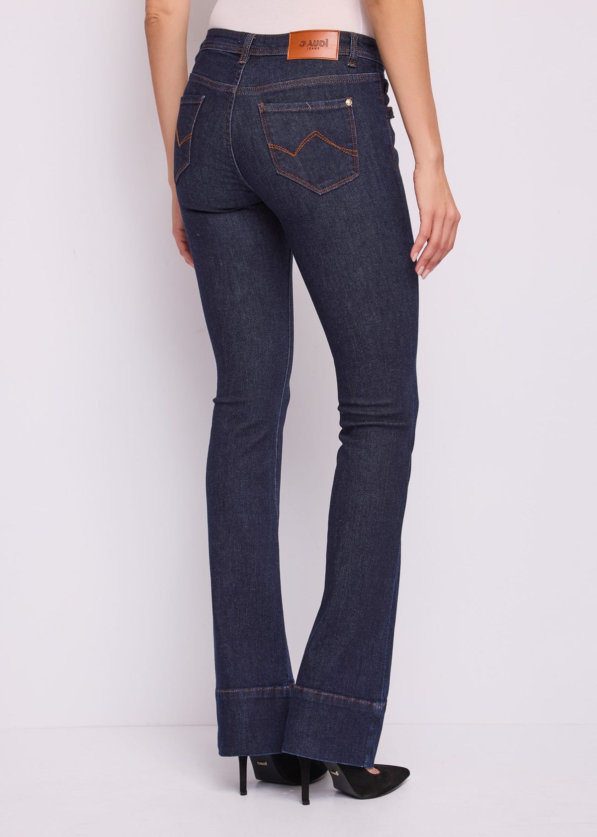 Jeans bootcut da donna in cotone elasticizzato