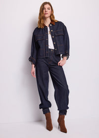 Giacca da donna in denim con bottoni dorati