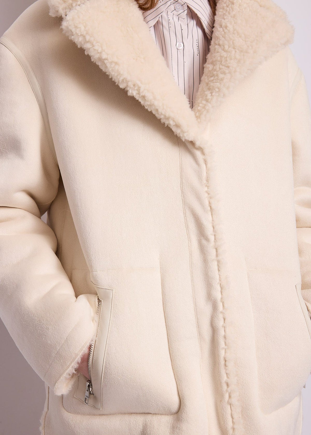 Cappotto da donna con pelliccia sintetica
