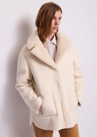 Cappotto da donna con pelliccia sintetica