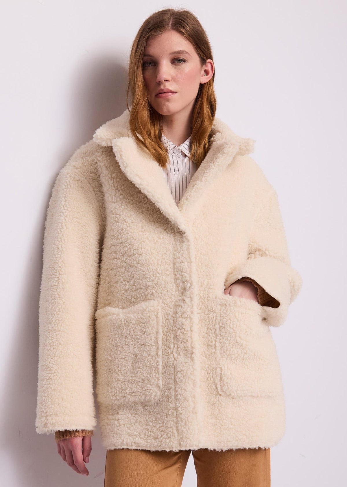 Cappotto da donna con pelliccia sintetica