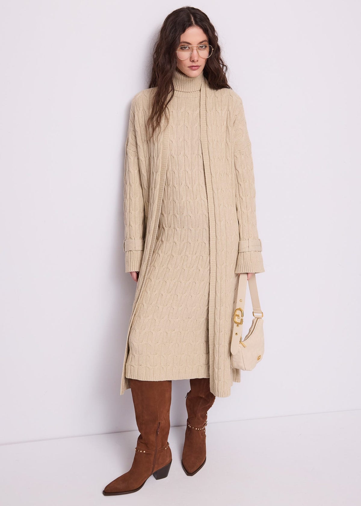 Abito midi da donna con collo dolcevita